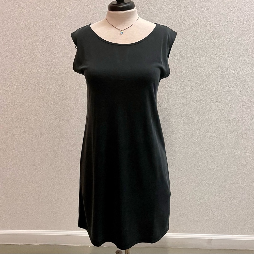 NWT Sigrid Olsen little black shift dress with back cut-out detail, size S.